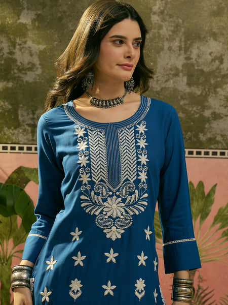 Stylum Women's Blue Solid & Embroidered Rayon Straight Kurta (BLUEBEBE)