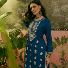 Stylum Women's Blue Solid & Embroidered Rayon Straight Kurta (BLUEBEBE)