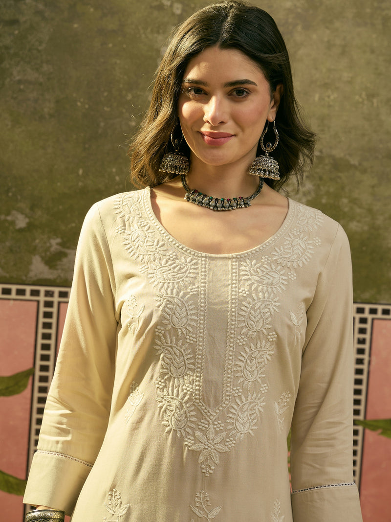 Stylum Women's Ivory Solid & Embroidered Rayon Straight Kurta (IVORYESPIRT)