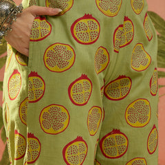 Stylum Women's Green Printed Cotton Straight Kurta Palazzo Set (KPGREENNAPPA)