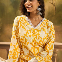 Stylum Women's Yellow Floral Printed Cotton Straight Kurta (YELLOWGALI)