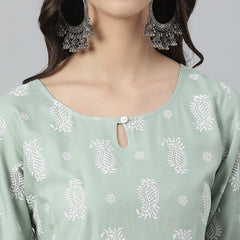 Stylum Women's Paisley Printed Rayon Straight Kurta (AGROSWISS)