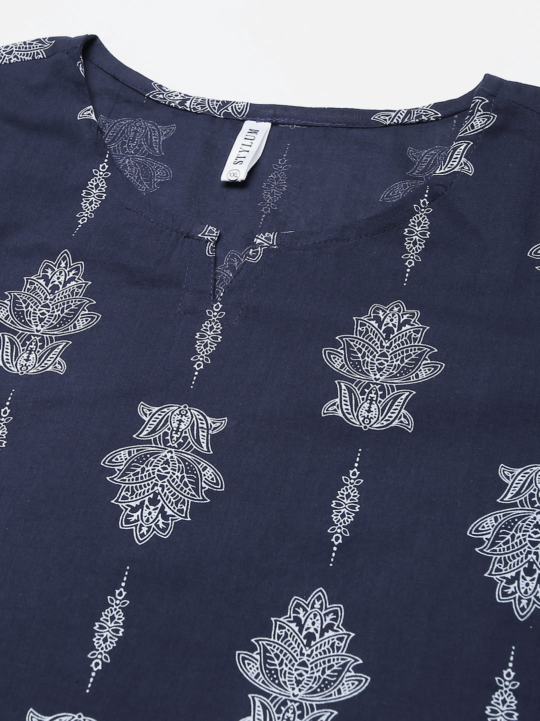 Buy Cozy Floral Print Plus Size Night Suit Set – stylumin