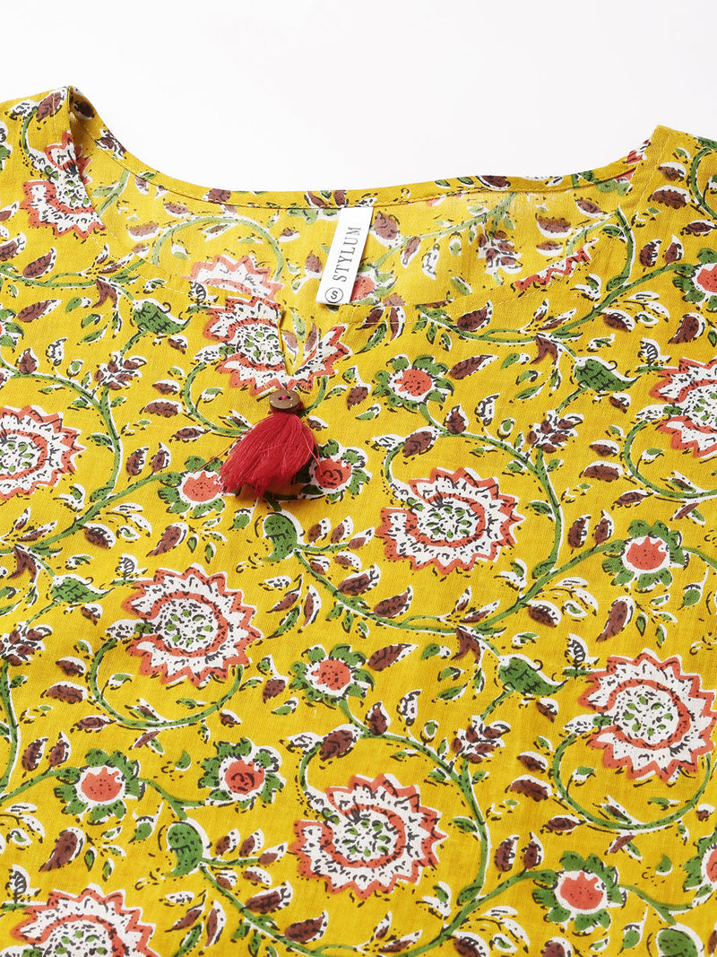 Stylum Women's Kalamkari Printed Cotton Straight Kurta (REDTASSEL)