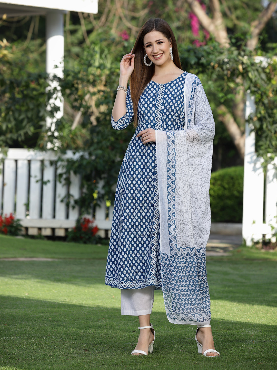 Stylum Women's Printed Cotton Flared Kurta with Dupatta (Summerbluekdset)