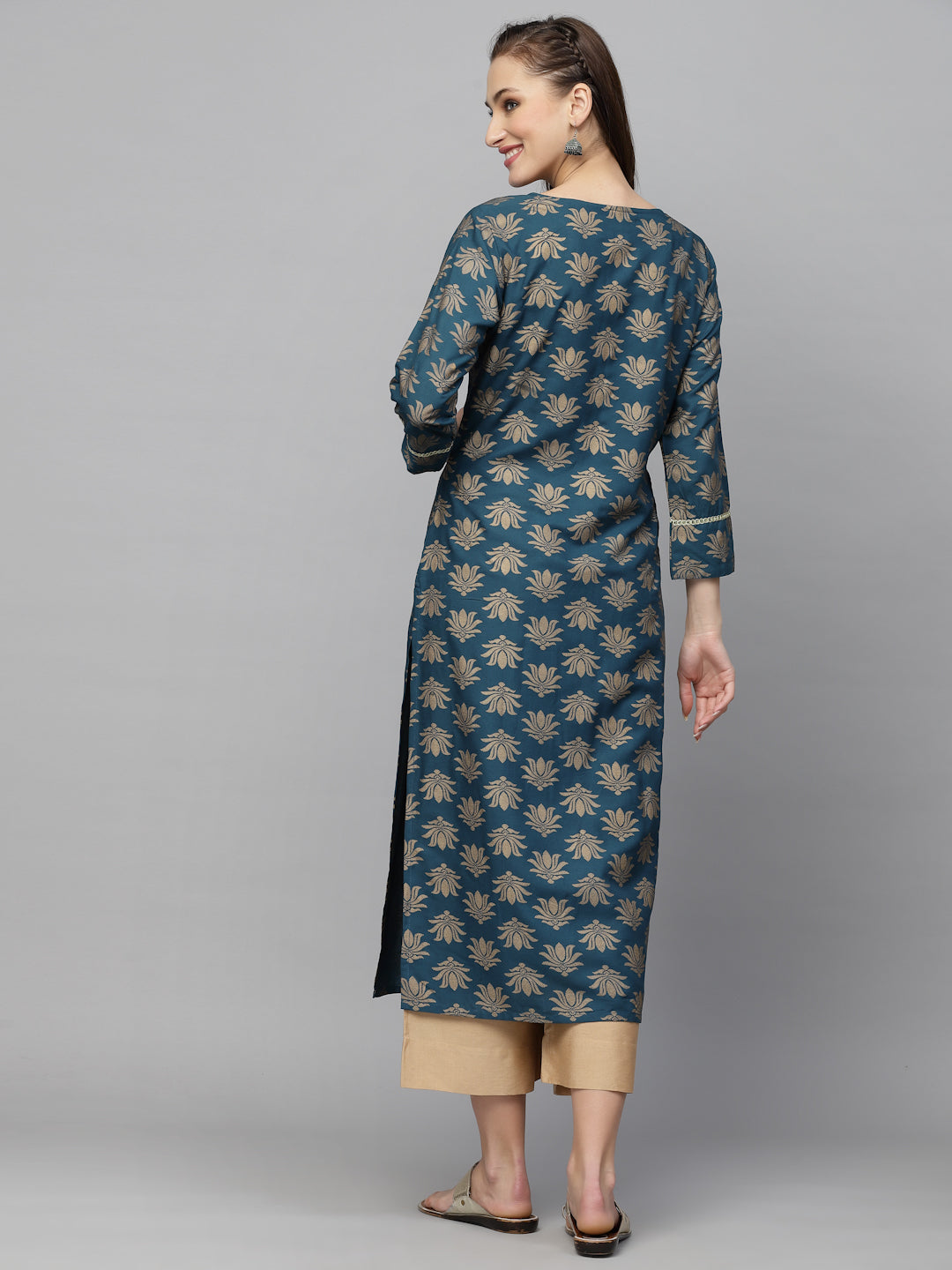 Stylum Women's Gold Printed Rayon Straight Kurta (TORUTEAL)