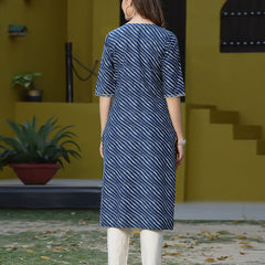 Stylum Women's Lehariya Printed Cotton Straight Kurta (TULUBLUE)